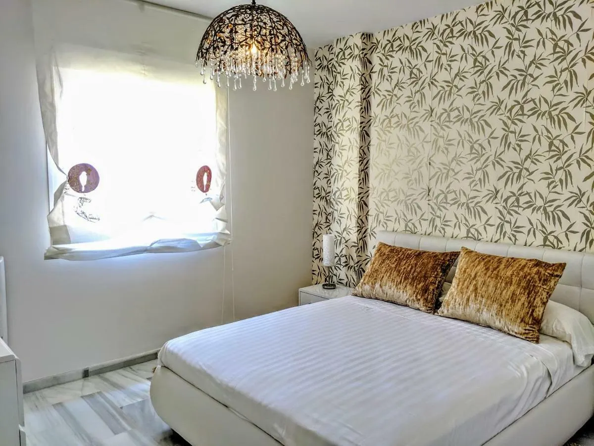 El Rio Puerto Banus Villa Marbella
